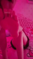 兔粉粉女皇 氛围感恋足 舔脚