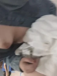 北京腼腆学生妹，反差萌已经调教，微胖才是王道。奶子坚挺，同城推
