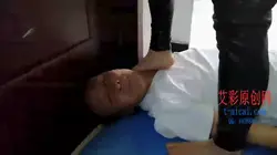 欣女王皮衣花式窒息