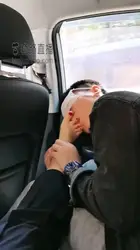 刺激户外出租车上舔裸足