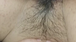 怼在逼上拍摄代入感极强，每次抽出来都能看尿道口