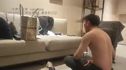 红颜榜 模特女神 脚耳光虐奴 舌头刷脚底