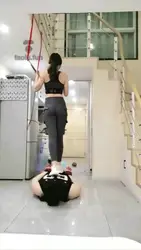 原音岚御姐 驷马缚私奴 棉袜塞嘴 蒙眼舔臭脚