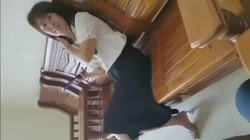 周末约同小区少妇人妻逛公园最后成功拿下