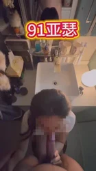 换上jk制服吃大肉棒