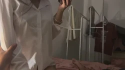 白衬衣+高跟纹身小女友返场