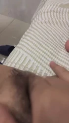 出差在外，骚货炮友在家自摸给我看