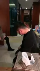 维依 素人闺蜜喝多了 狠虐两个奴