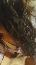 撸管必备，露脸少妇一脸兴奋