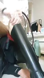 马靴大大 长靴踩踏舔脚