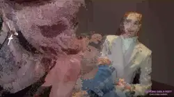 外国女主 美女享受舔脚服务 大脏脚被舔的白白净净