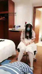 小公主惩罚羞辱老奴