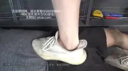 羞辱调教 舔脏鞋底 全体重踩踏 随意践踏 踹脸