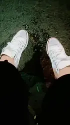 户外口水羞辱