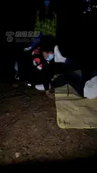 双女王户外调教