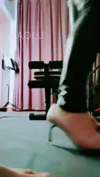 鞭打 虐乳 打脚心