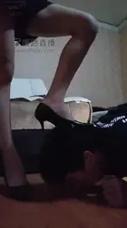刘二狗 开发会所技师做女王 喝圣水 舔裸足