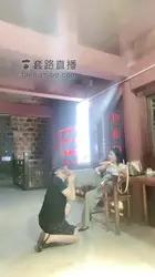 脚深喉 吐出你的胃液来