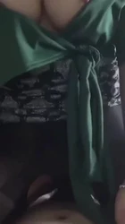 丝袜熟女上位操逼