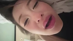 杭州台球女陪练大屌深喉眼泪都干出来了 逼太紧没几下就受不了