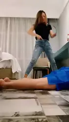 重度鞭打耳光打哭