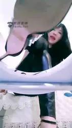 马桶第一视角羞辱红绿灯