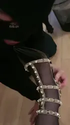 毛绒月亮 喂食女主人的呕吐物和浓痰