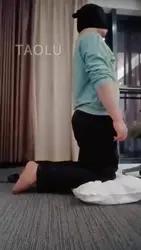 深夜调教 随便喝圣水玩咯